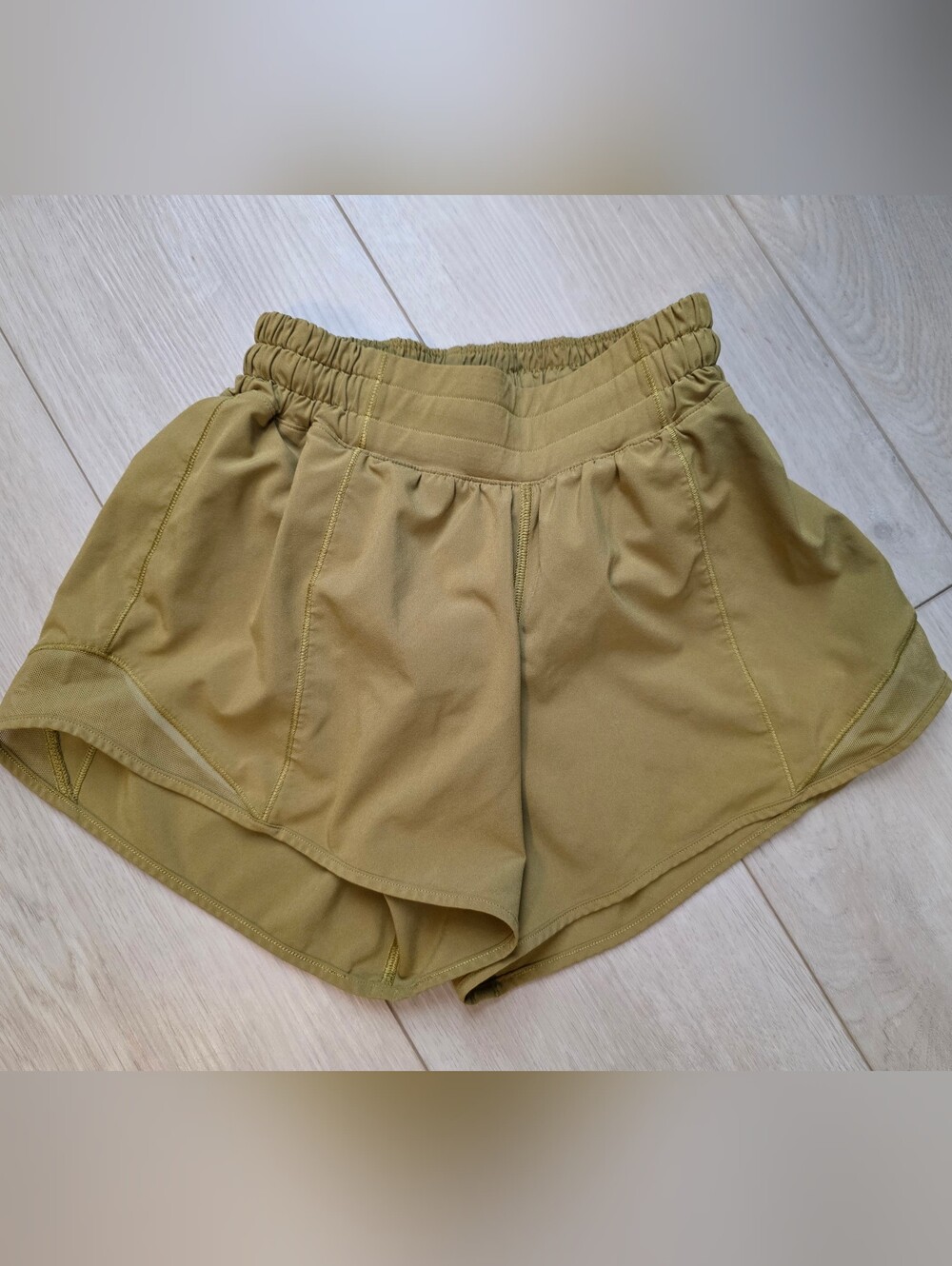 Lululemon Olive Green Hotty Hot Low-Rise 4" Shorts